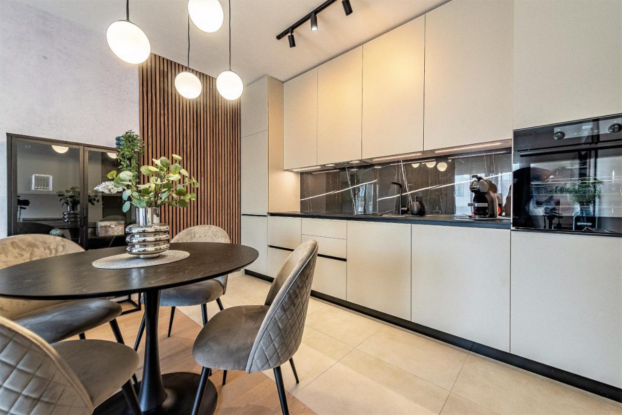City Lux Apartment 2 - With Garage And Balcony ซาดาร์ ภายนอก รูปภาพ